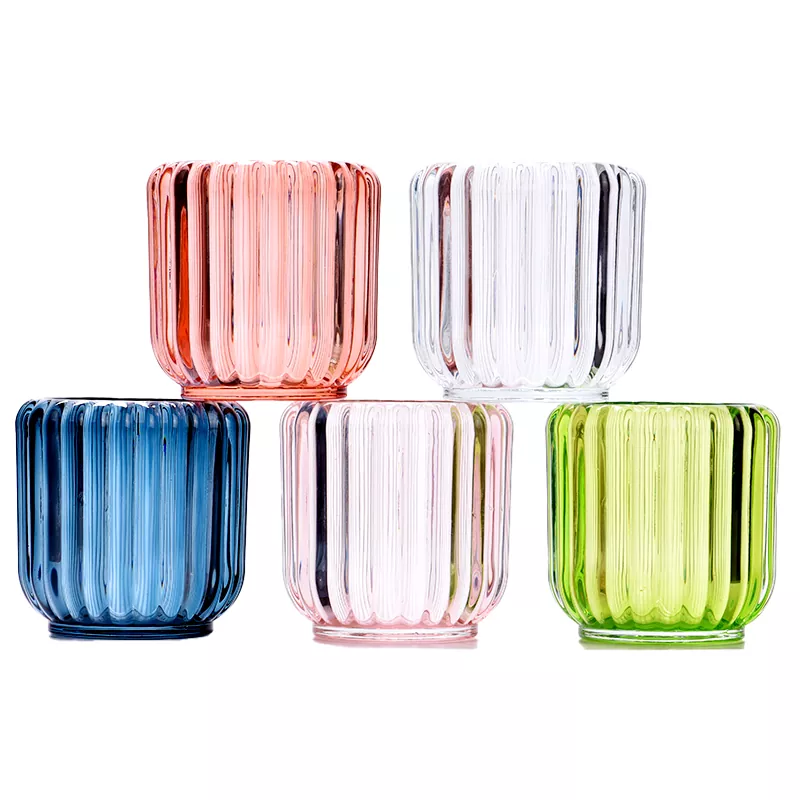 Bougeoir en verre à rayures verticales de 7 oz