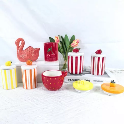 Bougeoir en céramique en forme de fleur et de fruit