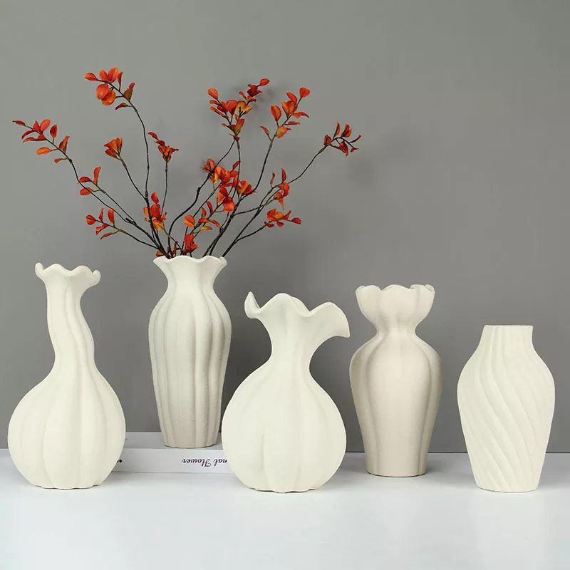 Vase en céramique moderne naturel