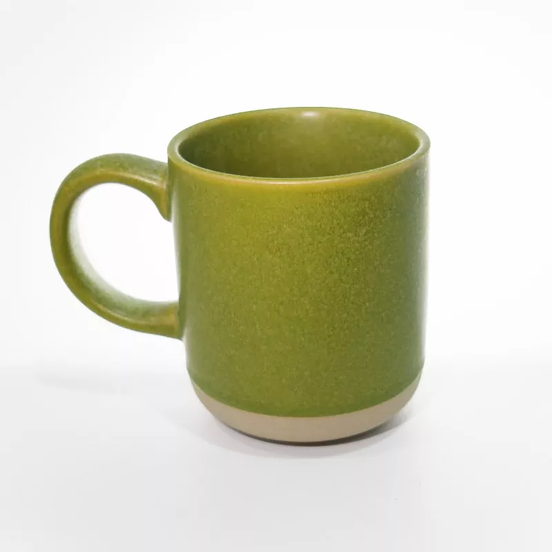 Tasse verte de voyage en céramique moderne et simple Tasse verte de voyage en céramique moderne et simple