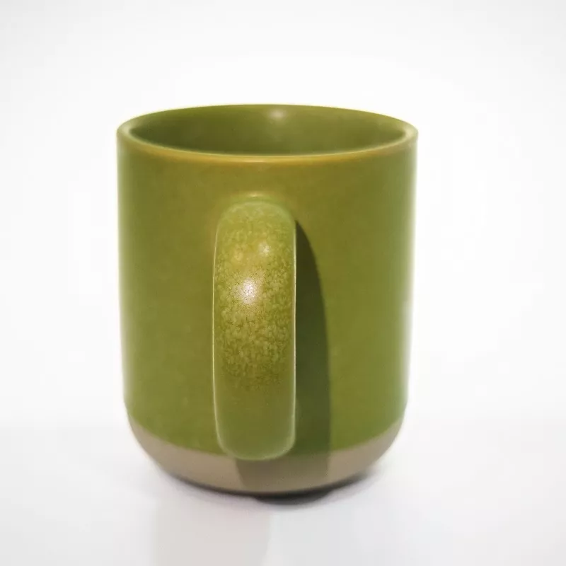 Tasse verte de voyage en céramique moderne et simple