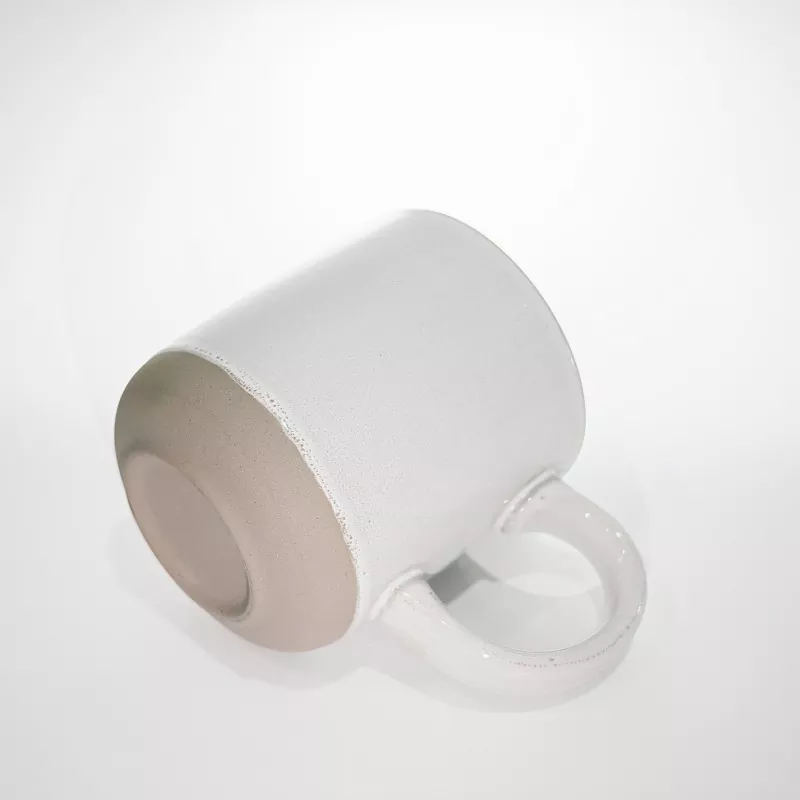 Tasse blanche de voyage en céramique moderne et simple